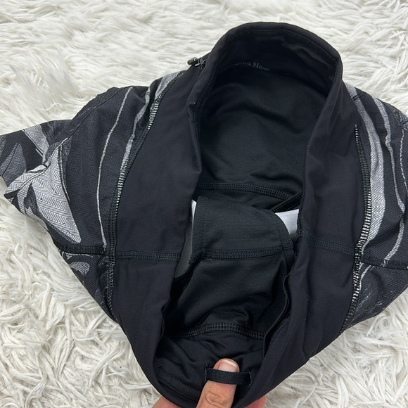 Lululemon Speed Short Marbled Mix Speed Short White Black / Black - Picture 2 of 5